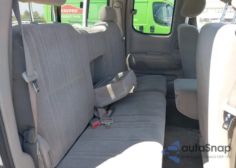 2000 Toyota Tundra Sr5 V8 из США, поврежденный, VIN 5TBRT3417YS039737